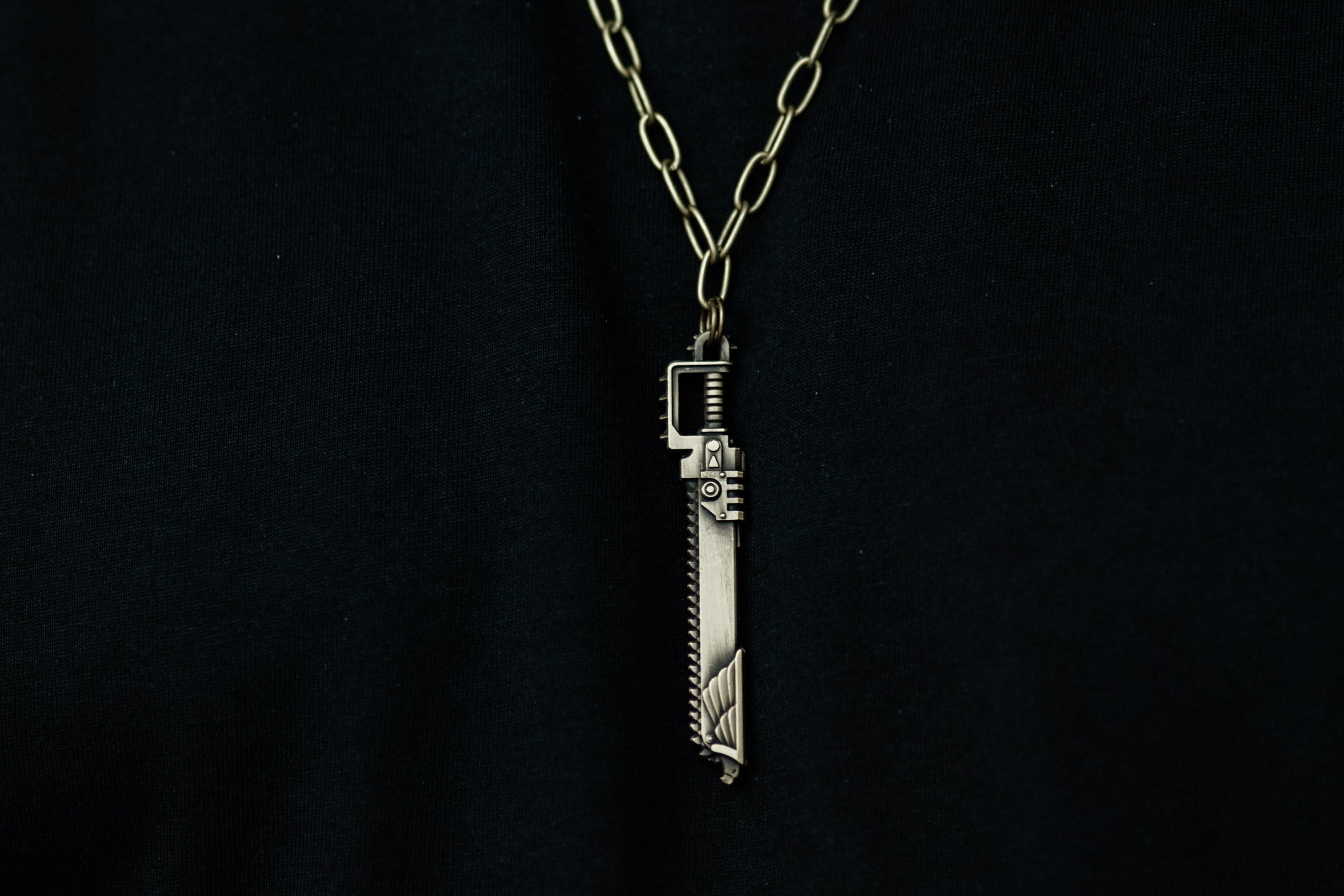 Warhammer 40K Space Marine Chainsword Pendant Necklace