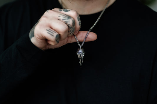 Ravencrest – Silver Raven Skull Pendant and Chain Necklace