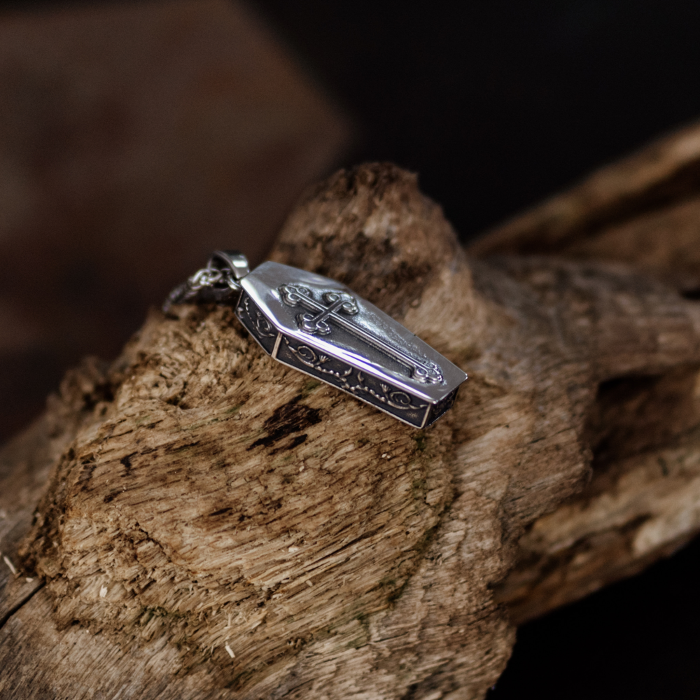 Coffin Lovers Skeleton Pendant Necklace